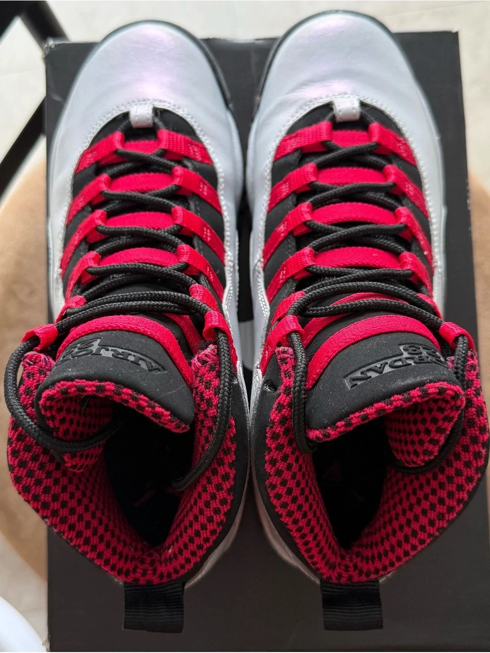 Jordan Air Jordan 10 Retro GS Wolf Grey/Black/Red Mid Top Sneakers US 5Y